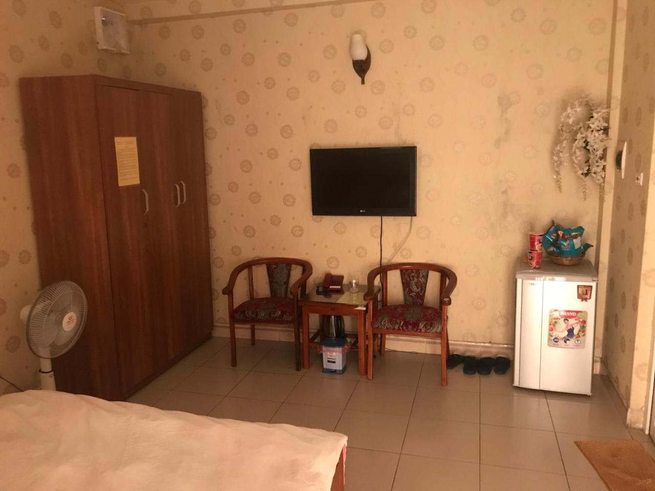 Hoanglong Hotel Ханой Екстериор снимка